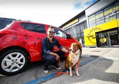 Opel отвора свој прв петфрендли салон за автомобили
